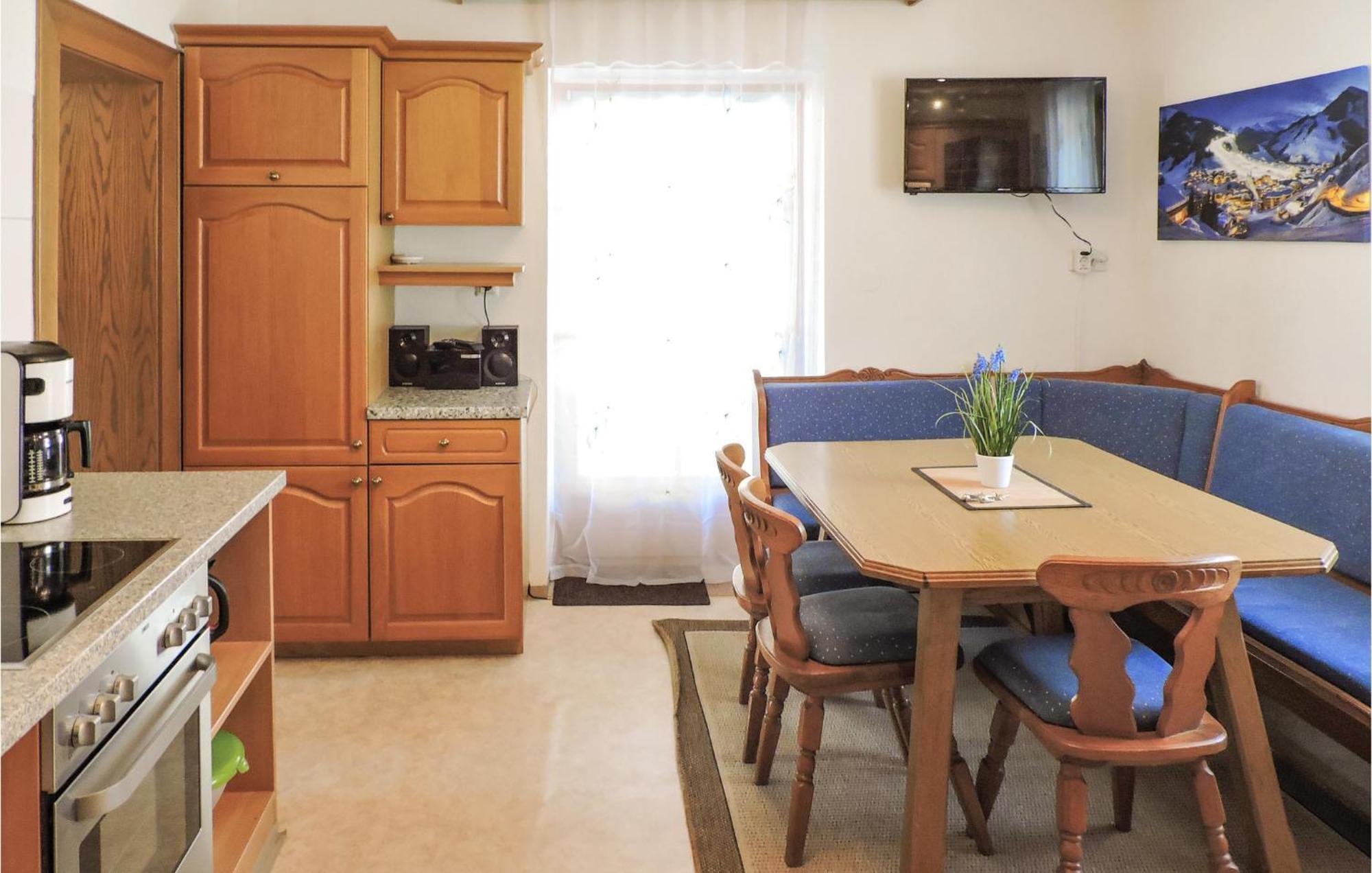 Two-Bedroom Apartment In ויהופן מראה חיצוני תמונה